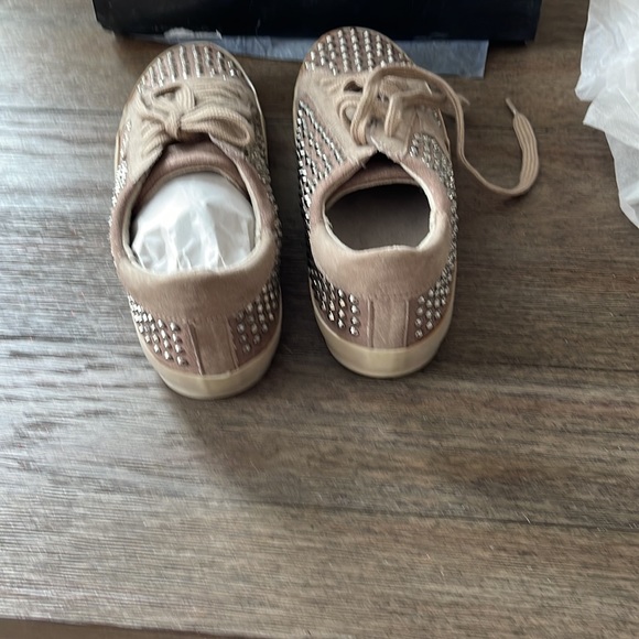 Size 6 Shu Shop star studded sneakers - Picture 4 of 7